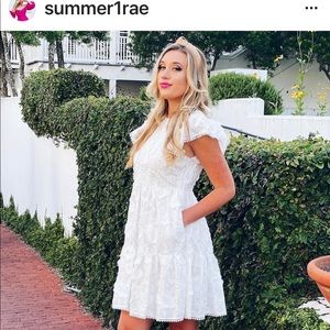 Beautiful white embroidered Kimberly Whitman for Antonio Melani dress size 6